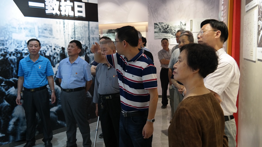 ���˴�ί����ص�֧�� ӭ����һ��������ʷ�������ҡ�ǿ����